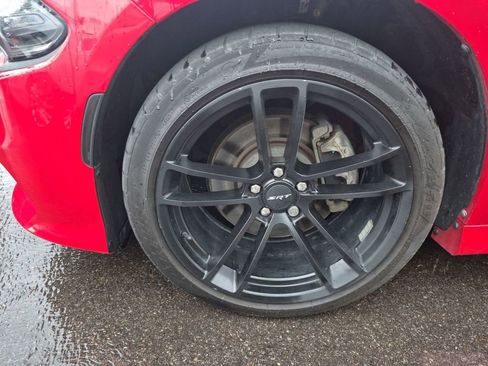 Used 2019 Dodge Charger R/T w/ Blacktop Package RWD image 6