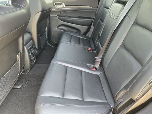 Used 2021 Jeep Grand Cherokee Limited RWD image 27