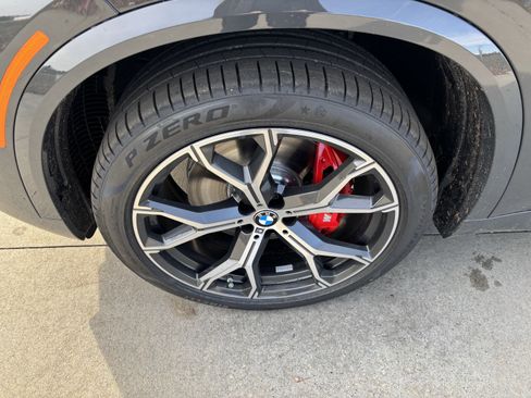 Used 2026 BMW X5 sDrive40i w/ M Sport Package image 13