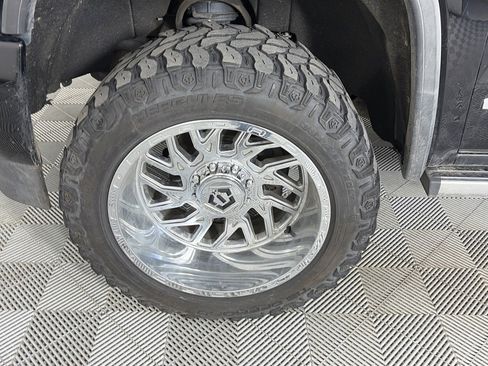 Used 2017 GMC Sierra 1500 Denali w/ Denali Ultimate Package image 8