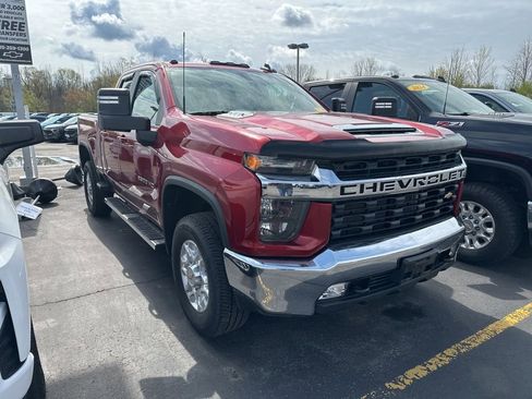 Used 2022 Chevrolet Silverado 2500 LT w/ Convenience Package AWD/4WD image 1