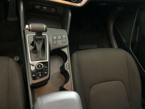 Used 2023 Kia Sportage LX AWD/4WD image 20