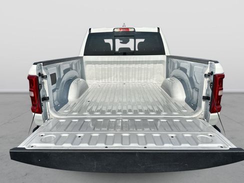 Used 2025 RAM 1500 Big Horn AWD/4WD image 20