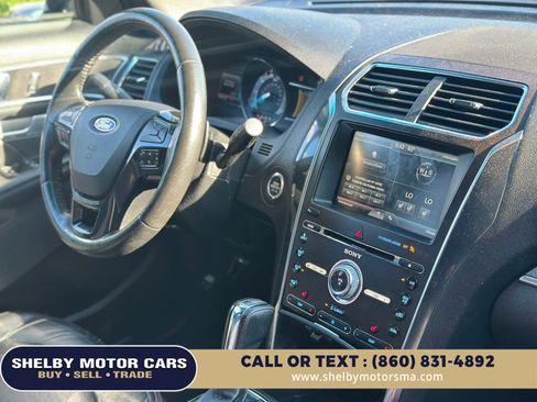Used 2016 Ford Explorer Sport AWD/4WD image 12