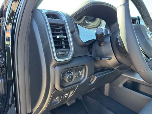 New 2026 RAM 1500 Big Horn AWD/4WD image 15