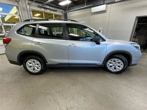 Used 2021 Subaru Forester image 6