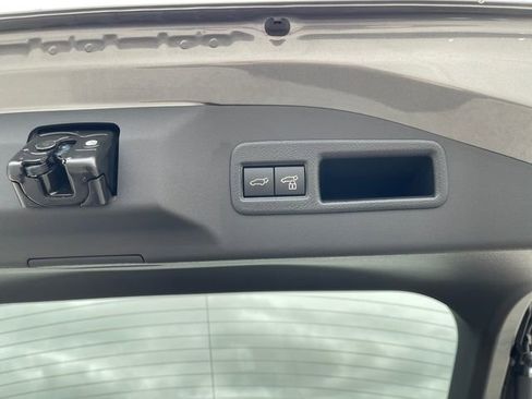 New 2026 Subaru Solterra Premium image 18