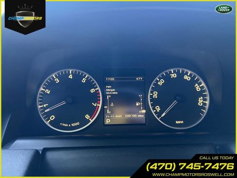 Used 2013 Land Rover Range Rover Sport HSE LUX w/ Luxury Interior Pkg image 20