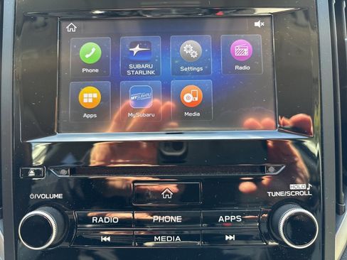 Used 2019 Subaru Forester Premium image 17