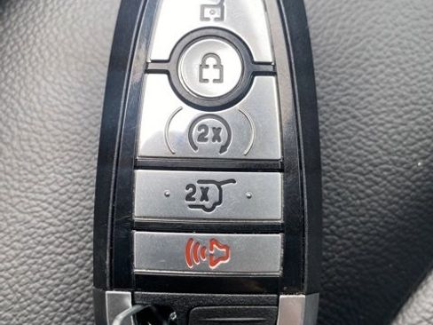 Used 2024 Ford Edge SEL w/ Convenience Package image 26