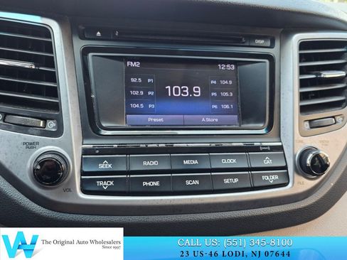 Used 2016 Hyundai Tucson SE FWD image 17