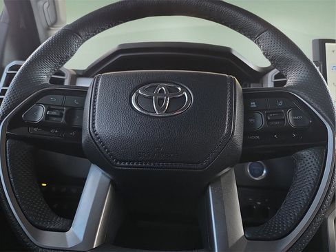 Used 2024 Toyota Tundra Limited image 25