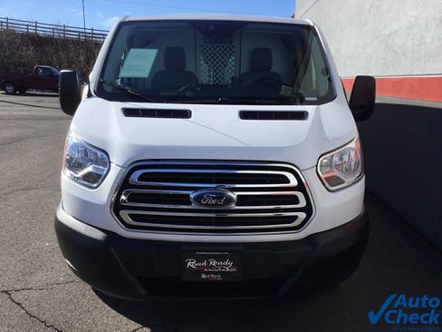 Used 2019 Ford Transit 250 130 Low Roof image 4