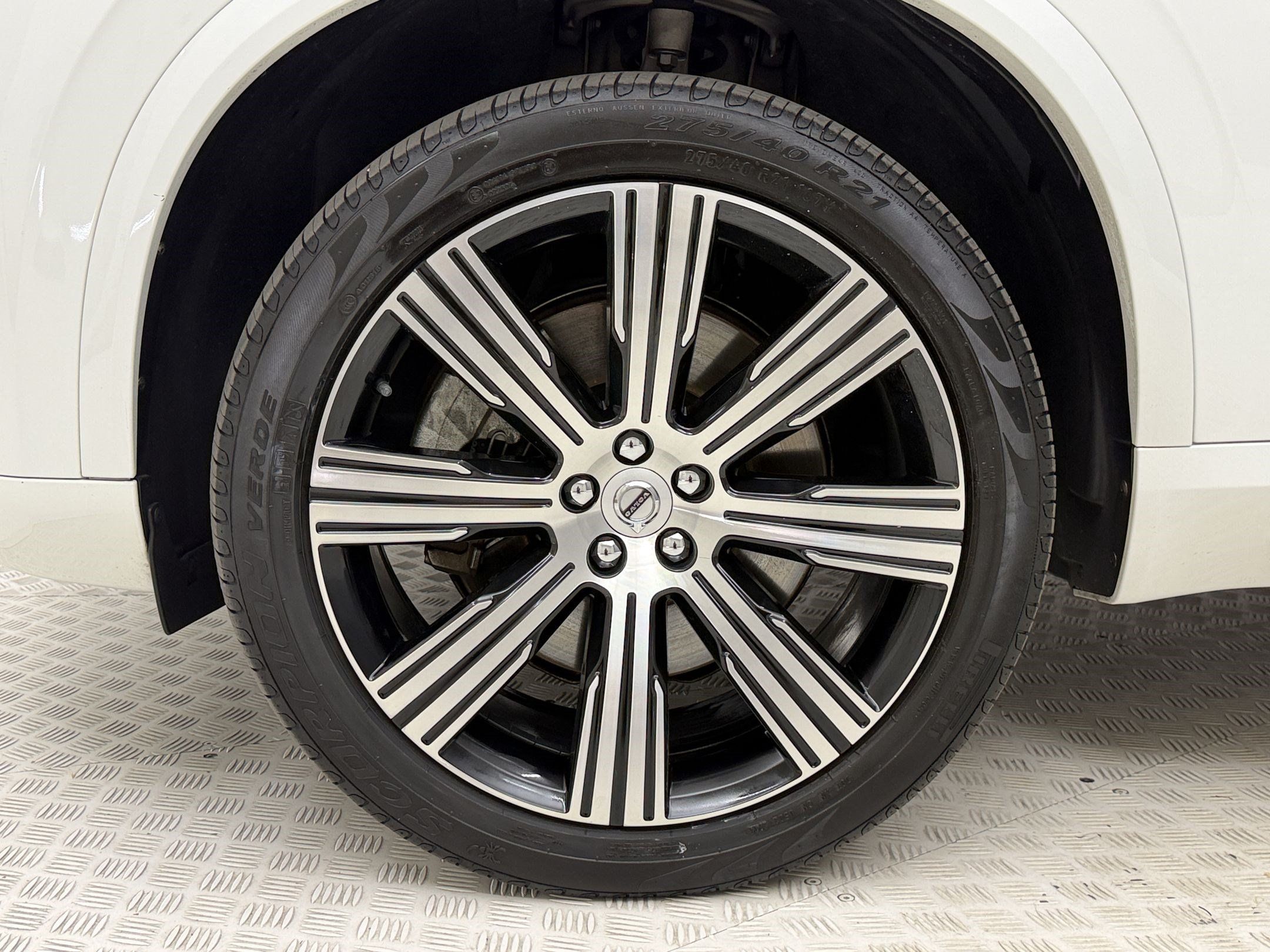 Used 2022 Volvo XC90 T8 Inscription AWD/4WD image 13