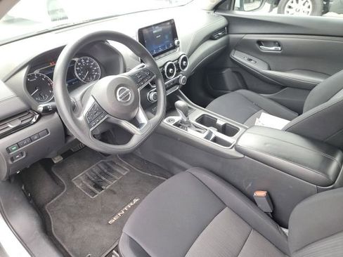Used 2023 Nissan Sentra SV FWD image 2