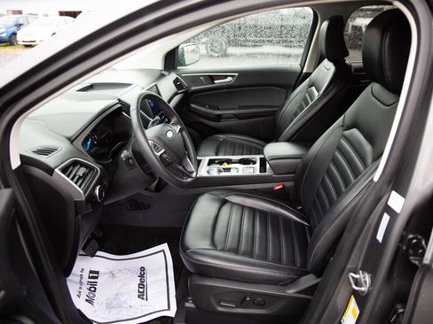 Used 2024 Ford Edge SEL image 20