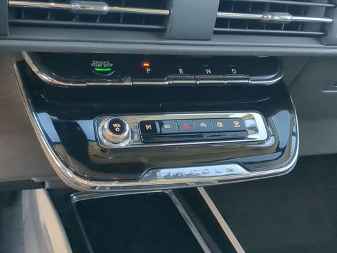 Used 2023 Lincoln Corsair FWD w/ Equipment Group 101A image 19