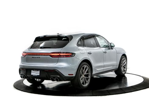 New 2026 Porsche Macan GTS AWD/4WD image 7