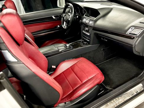Used 2015 Mercedes-Benz E 400 4MATIC Coupe image 22