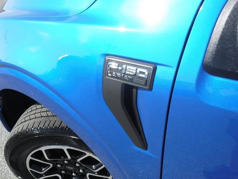 Used 2021 Ford F150 Lariat w/ Max Trailer Tow Package image 28