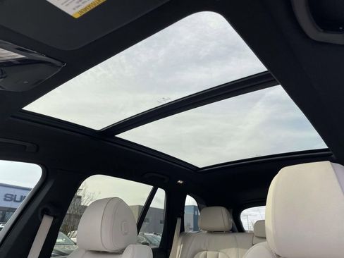 Used 2021 BMW X5 xDrive40i w/ Premium Package image 9