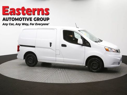 Used 2020 Nissan NV200 SV FWD image 46