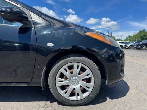 Used 2012 MAZDA MAZDA2 Sport FWD image 11
