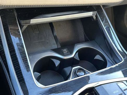 Used 2023 BMW X7 xDrive40i w/ M Sport Package image 18