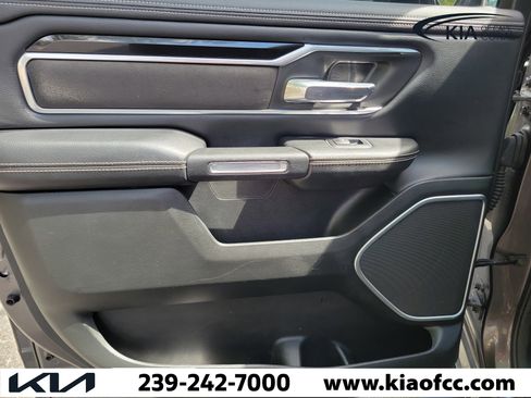 Used 2020 RAM 1500 Laramie AWD/4WD image 21