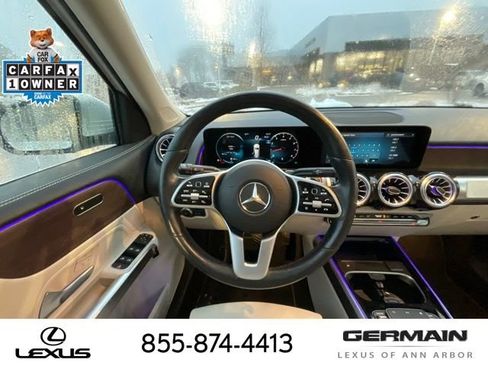 Used 2022 Mercedes-Benz GLB 250 4MATIC image 15