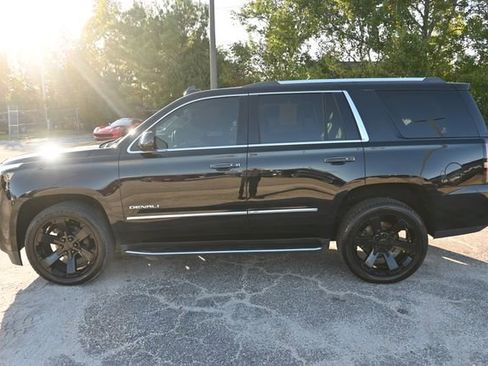Used 2019 GMC Yukon Denali image 2