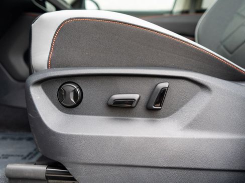 Certified 2026 Volkswagen Atlas Peak Edition AWD/4WD image 20