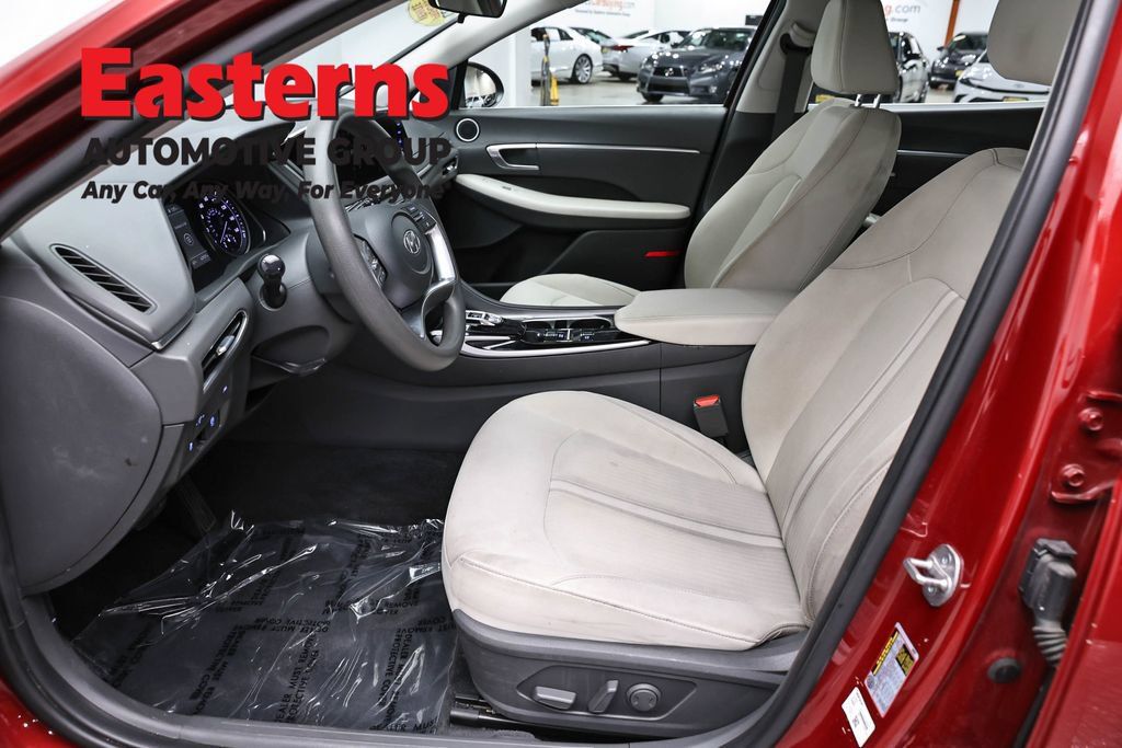 Used 2023 Hyundai Sonata SEL FWD image 16