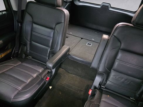Used 2017 GMC Yukon Denali w/ Open Road Package AWD/4WD image 13