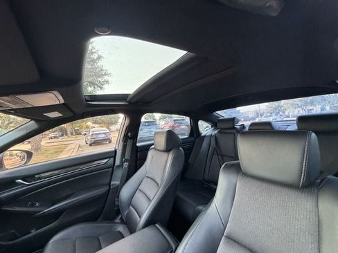Used 2021 Honda Accord Sport image 22