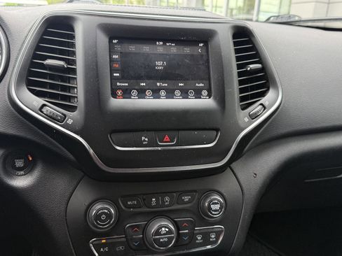 Used 2020 Jeep Cherokee Latitude Plus w/ Cold Weather Group AWD/4WD image 15