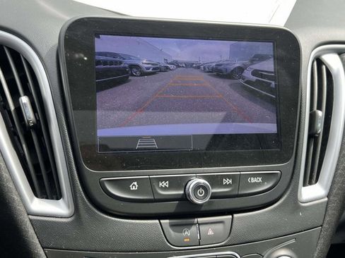 Used 2023 Chevrolet Malibu LT FWD image 30
