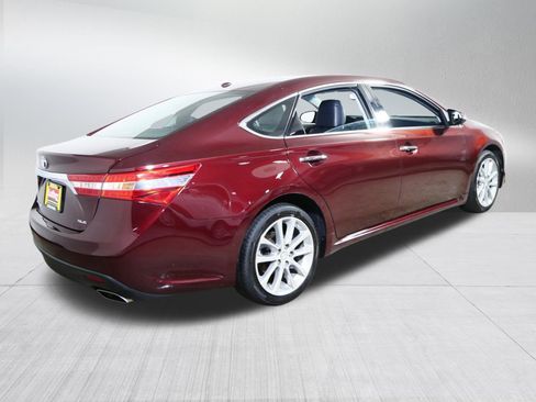 Used 2015 Toyota Avalon XLE Touring FWD image 7