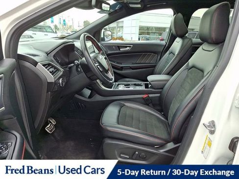 Certified 2022 Ford Edge ST-Line image 16