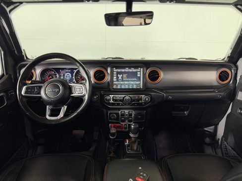 Used 2022 Jeep Gladiator Mojave w/ Cold Weather Group AWD/4WD image 12