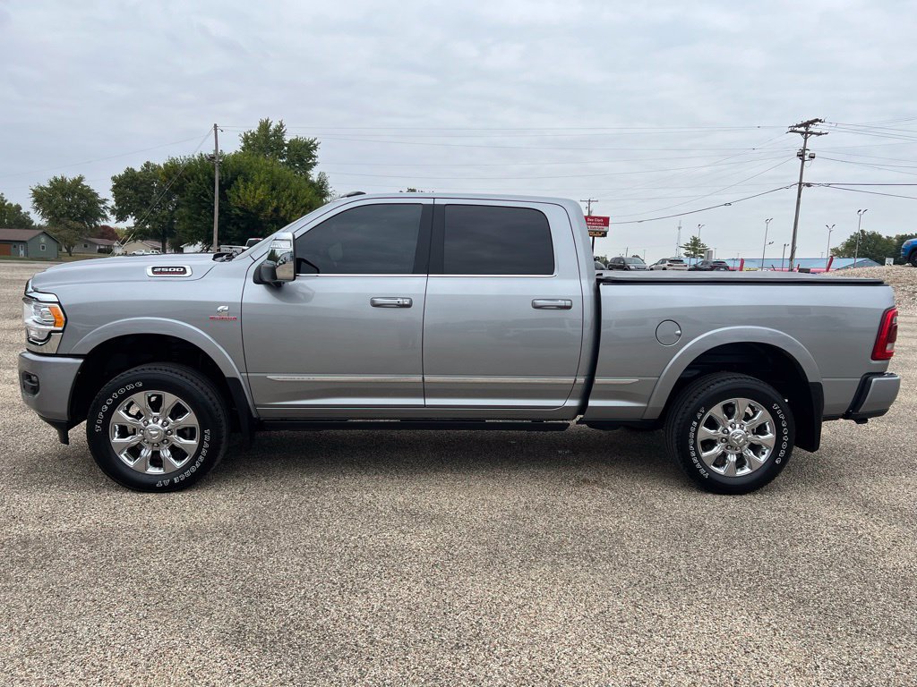 Used 2024 RAM 2500 Limited AWD/4WD image 2