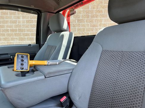 Used 2014 Ford F450 XL w/ Power Equipment Group image 24