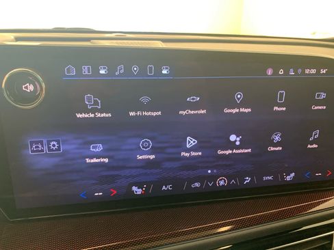 Used 2024 Chevrolet Traverse Z71 w/ Enhanced Driving Package image 33