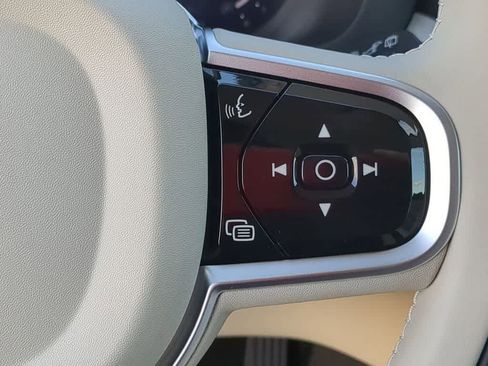 New 2026 Volvo XC60 B5 Ultra w/ Protection Package Premier image 23