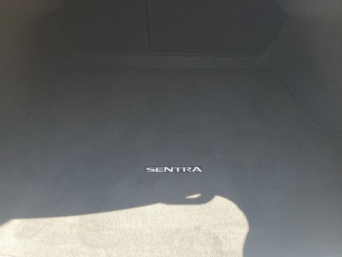 Used 2025 Nissan Sentra SV image 22