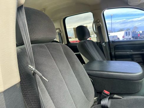 Used 2002 Dodge Ram 1500 Truck ST AWD/4WD image 16