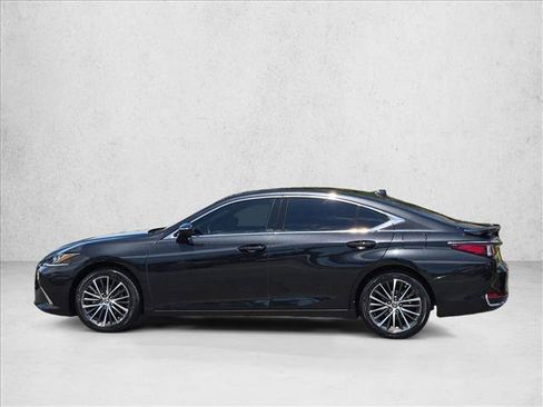 Used 2025 Lexus ES 300h w/ Premium Package FWD image 9