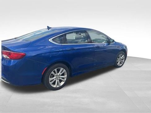 Used 2016 Chrysler 200 Limited w/ Anniversary Edition FWD image 10