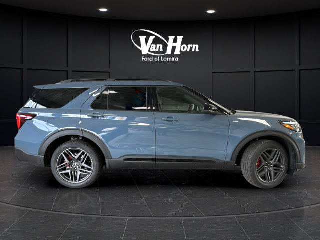 New 2027 Ford Explorer ST-Line w/ Premium Package AWD/4WD image 8