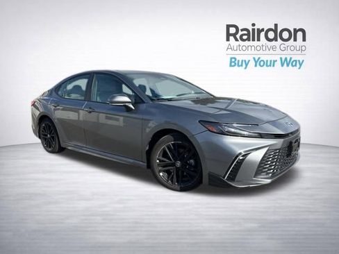 Used 2025 Toyota Camry SE w/ Multimedia Upgrade Package FWD image 1